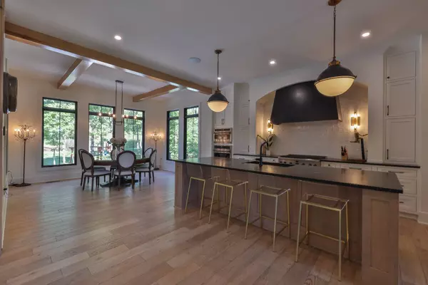 1156 Chatham Ridge BLVD, IN 46074