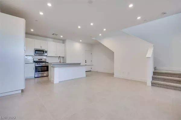 4288 Eagle Summit Avenue, Las Vegas, NV 89141