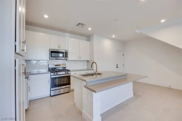 4288 Eagle Summit Avenue, Las Vegas, NV 89141