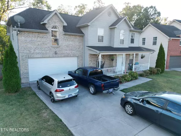 6823 Audrianna Lane, Knoxville, TN 37918