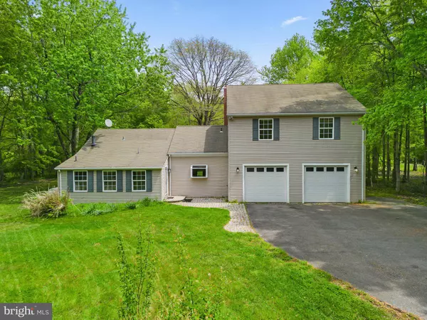 1556 DENNIS RD, Shady Side, MD 20764