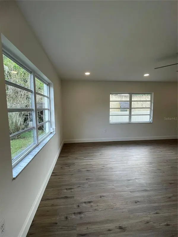 5055 9TH ST, Zephyrhills, FL 33542