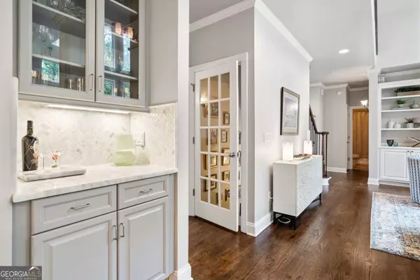 1755 Hawk View CT, Cumming, GA 30041