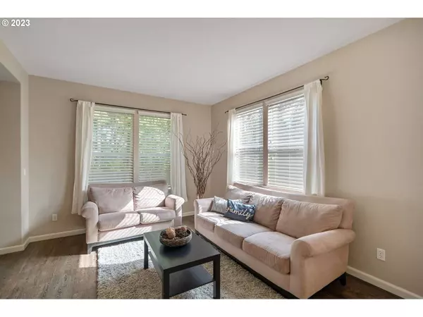 16617 SE JESSICA ERIN LN, Milwaukie, OR 97267