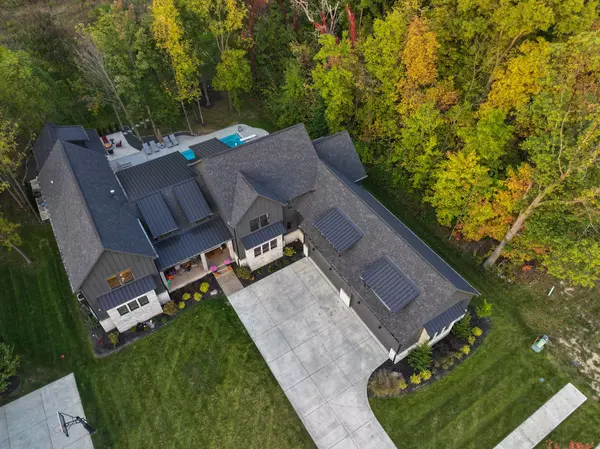 1156 Chatham Ridge BLVD, IN 46074