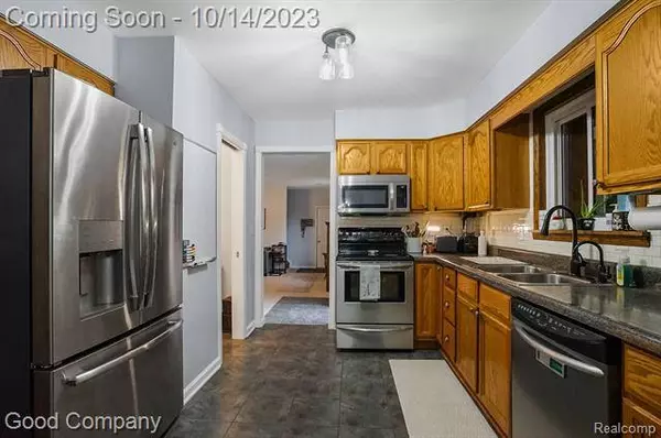 16244 WHITAKER Road, Linden, MI 48451