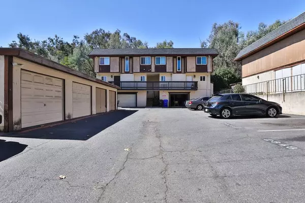 2836 47th St, San Diego, CA 92105