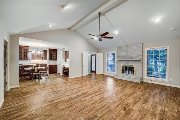 10731 Candlewood DR, Houston, TX 77042