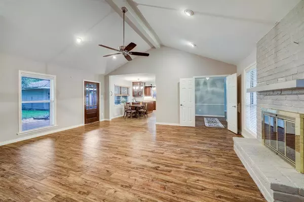 10731 Candlewood DR, Houston, TX 77042