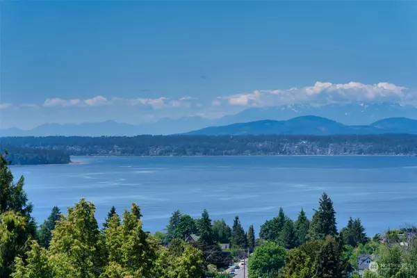 4849 42nd AVE SW, Seattle, WA 98116