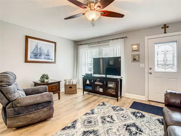 9740 N 44TH WAY N, Pinellas Park, FL 33782