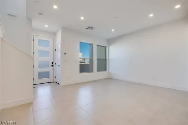 4288 Eagle Summit Avenue, Las Vegas, NV 89141