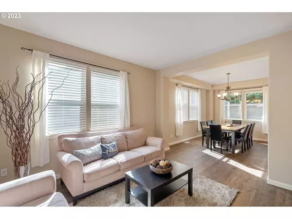 16617 SE JESSICA ERIN LN, Milwaukie, OR 97267