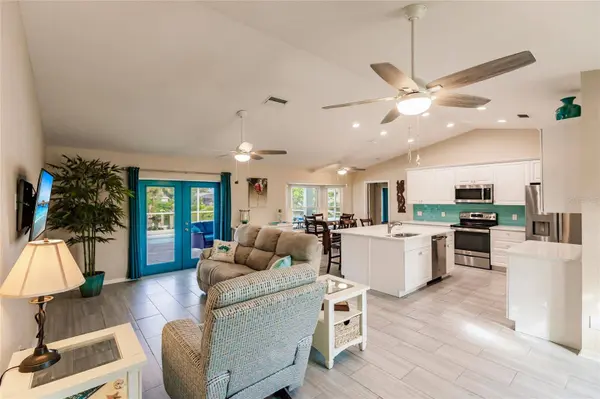 18422 BRIGGS CIR, Port Charlotte, FL 33948