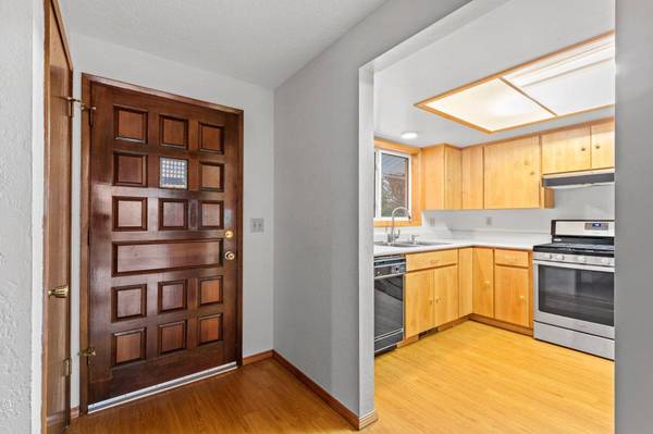 2061 Taylor Rd, Central Point, OR 97502