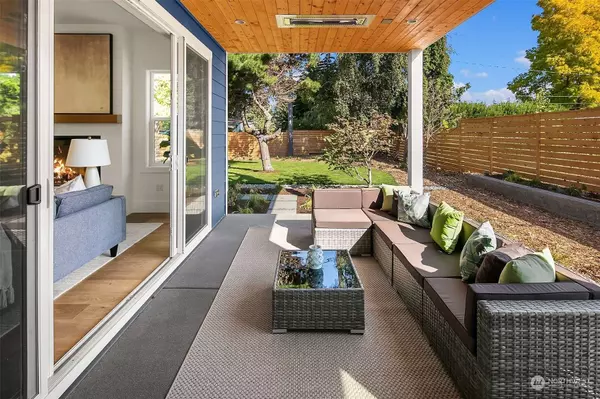 10020 Dibble AVE NW, Seattle, WA 98177