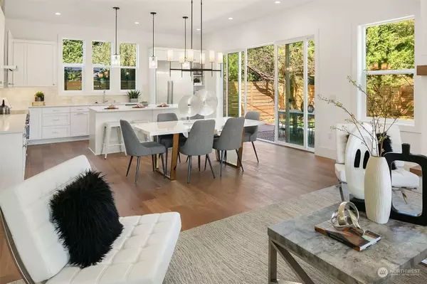 10020 Dibble AVE NW, Seattle, WA 98177