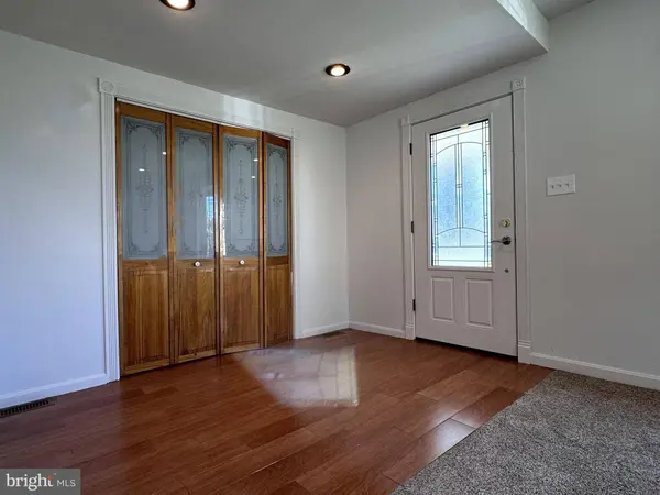 413 LAKE ST, Mount Ephraim, NJ 08059