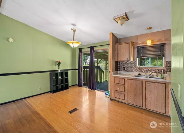 7611 200th ST E, Spanaway, WA 98387