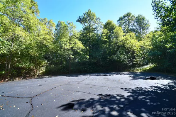 219 Peseco DR, Bostic, NC 28018