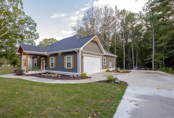 2422 Meadowpond Trail, White Hall, AR 71602