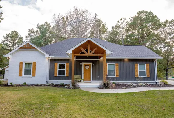 2422 Meadowpond Trail, White Hall, AR 71602