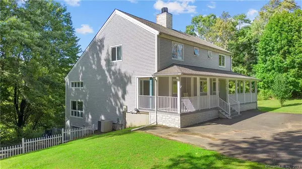 170 Calamus Meadow Road, Hamden, CT 06514