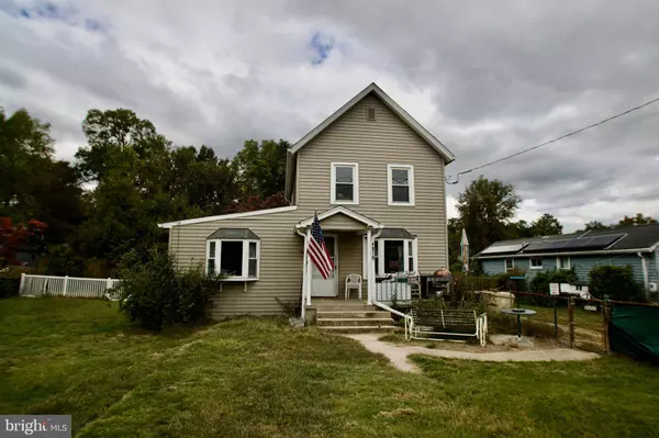 4910 IROQUOIS ST, College Park, MD 20740