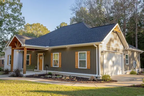 2422 Meadowpond Trail, White Hall, AR 71602