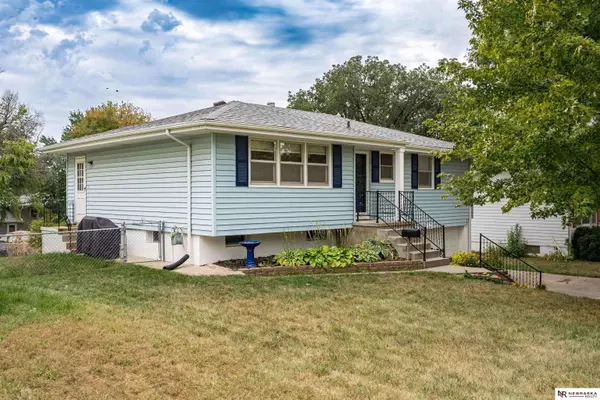 12623 Ohern Street, Omaha, NE 68137