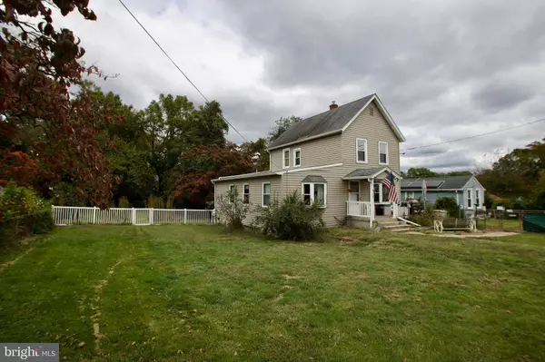 4910 IROQUOIS ST, College Park, MD 20740