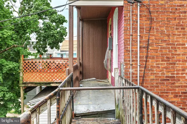 137 S WEST ST, York, PA 17401