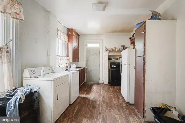 137 S WEST ST, York, PA 17401