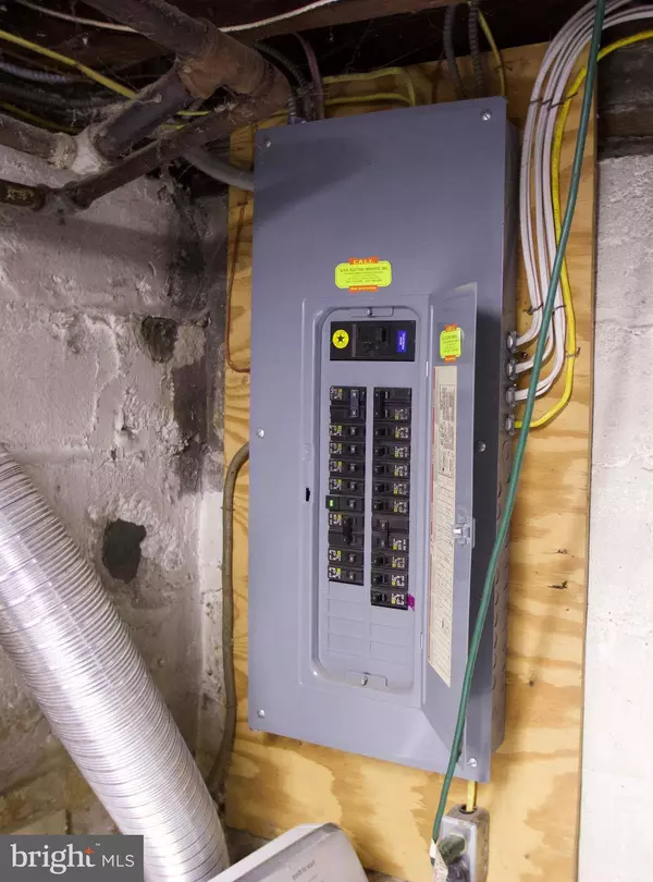 4910 IROQUOIS ST, College Park, MD 20740