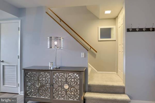 72 LEXTON DR, York, PA 17404