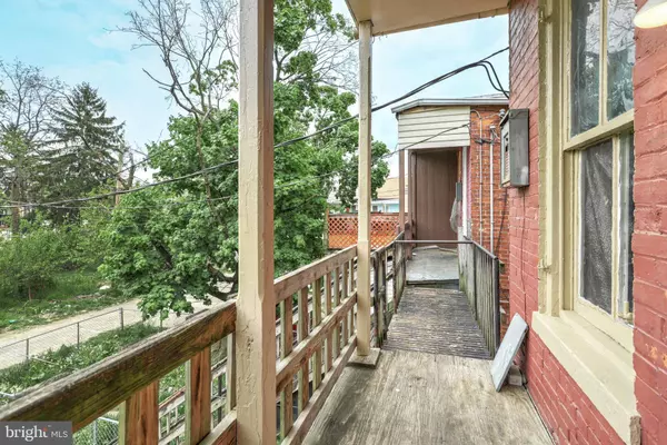 137 S WEST ST, York, PA 17401