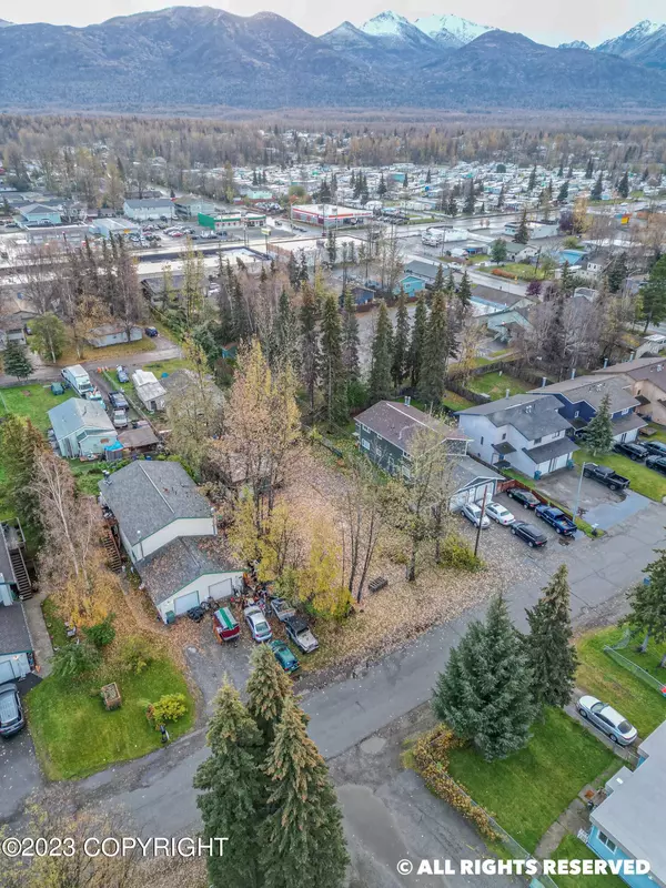 439 Idaho ST, Anchorage, AK 99504