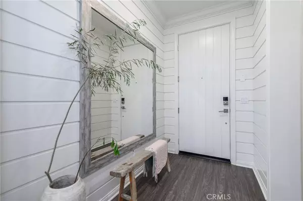 308 Carlow, Irvine, CA 92618