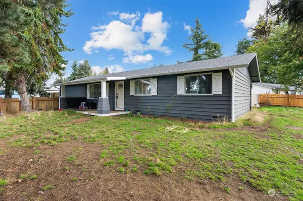 17629 34th AVE NE, Arlington, WA 98223