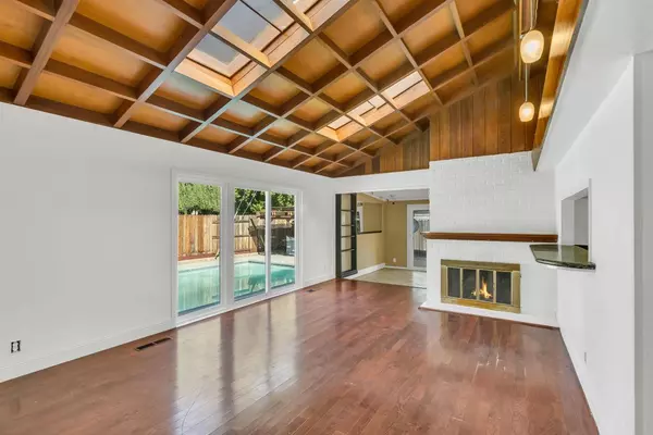 4451 Winding WAY, Sacramento, CA 95841