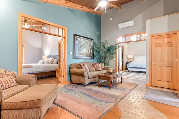 44380 Bow LN, Isle, MN 56342