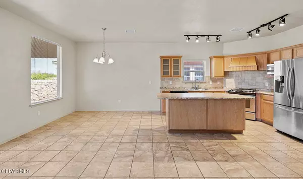 11541 MEREJILDO MADRID Street, El Paso, TX 79934