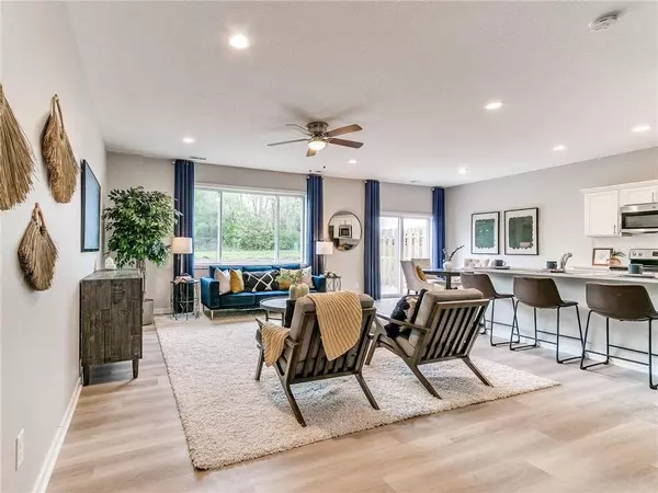 5695 Buckthorne Drive, Pleasant Hill, IA 50327