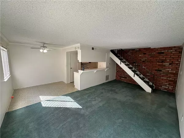 1086 W Calle De Las Estrellas #2, Azusa, CA 91702