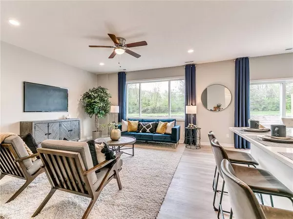 5695 Buckthorne Drive, Pleasant Hill, IA 50327