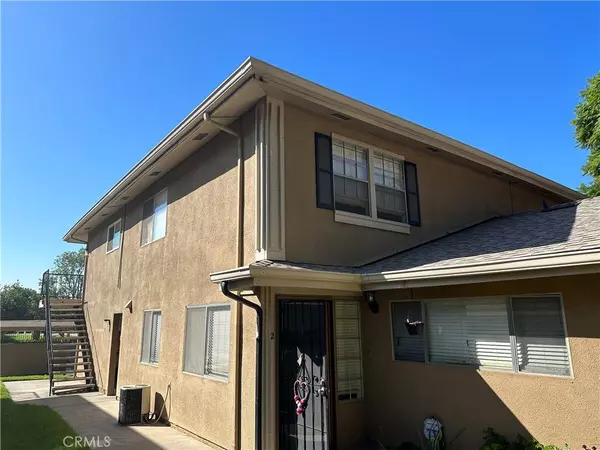1086 W Calle De Las Estrellas #2, Azusa, CA 91702