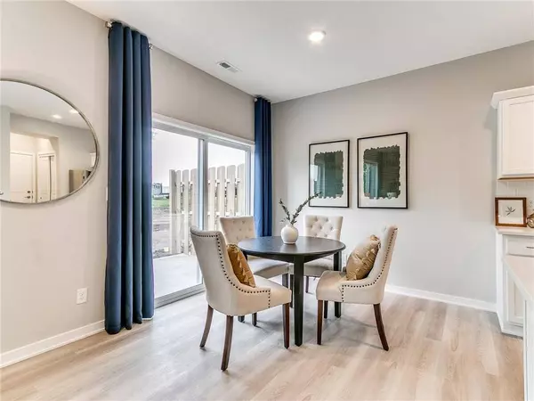 5695 Buckthorne Drive, Pleasant Hill, IA 50327