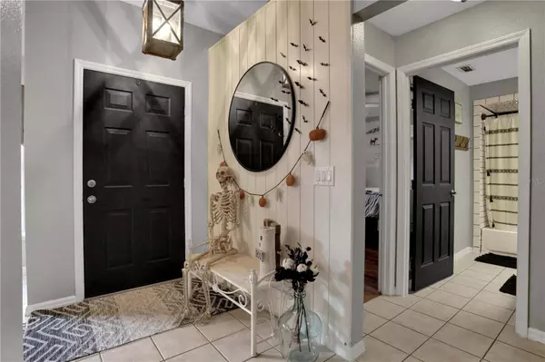 155 BERGEN CIR, Auburndale, FL 33823