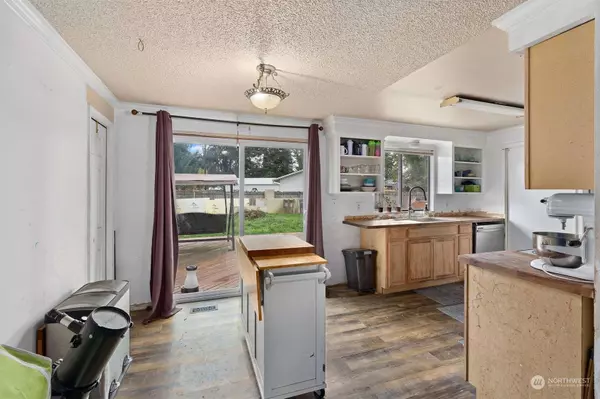 17629 34th AVE NE, Arlington, WA 98223