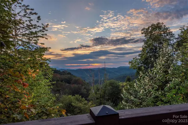 49 Valley HTS, Mars Hill, NC 28754